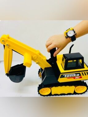 MEK Yellow & Black Excavator Play Truck